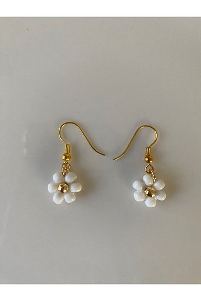 Stoneday White Bead Daisy Gold Detailed Dangle Earrings
