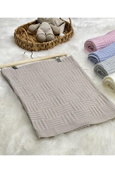 Home بطانية تريكو منقوشة بخطوط ليتلاند