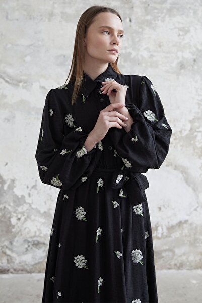 InStyle Φόρεμα Λινό Κεντητό Φλοράλ - Μαύρο