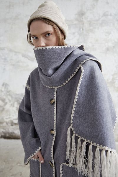 InStyle سترة أليرا بخياطة وشاح - رمادي
