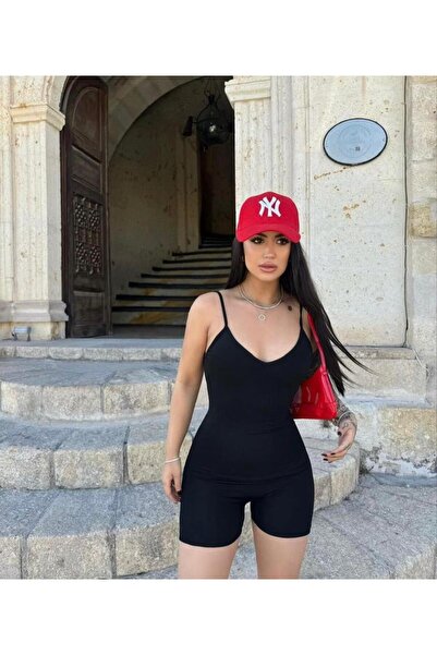 NO 601 جمبسوت قصير برقبة على شكل حرف V من قماش ساندي أسود