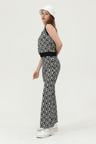 Miss Murem Checkerboard Pattern V-Neck Sweater-black Gray