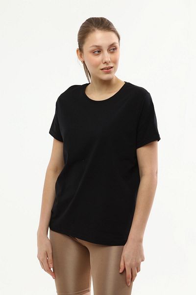 Miss Murem Round Neck Basic T-shirt-black