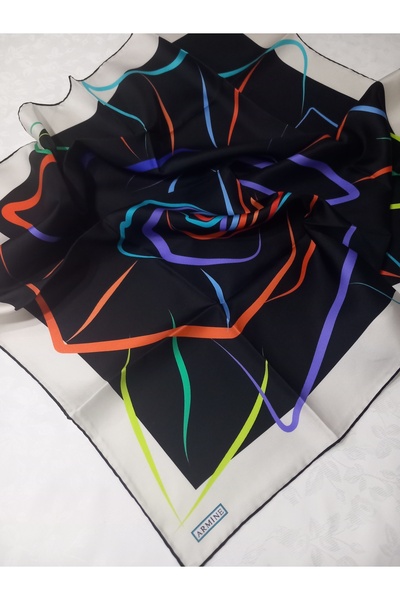 Armine Siyah Gül Desenli Tivil İpek Eşarp