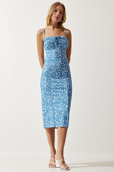 Happiness İstanbul Kadın Gök Mavi Beyaz Çiçekli Yırtmaçlı Yazlık Örme Elbise  CI00029