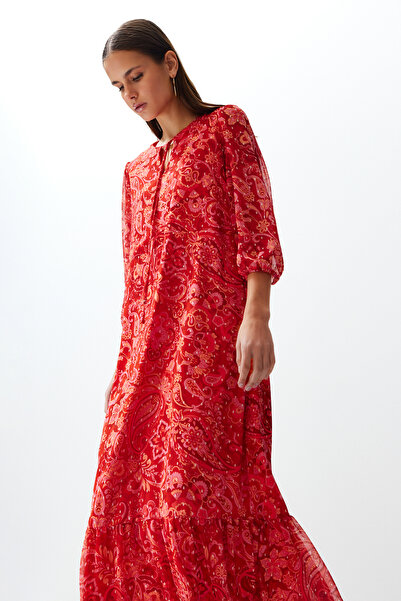 Trendyol Collection Ροζ μοτίβο σάλι ίσια κοπή Φόρεμα υφαντό από σιφόν με επένδυση TWOSS24EL00639