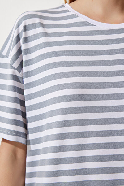 Happiness İstanbul Dámské šedé tričko s výstřihem, pruhované oversize pletené tričko EN00609