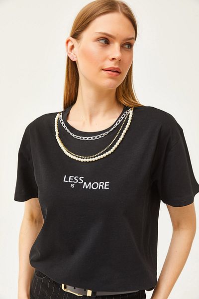 Olalook Schwarzes T-Shirt für Damen mit Halskette, detaillierter, bequemer Passform, TSH-19000778