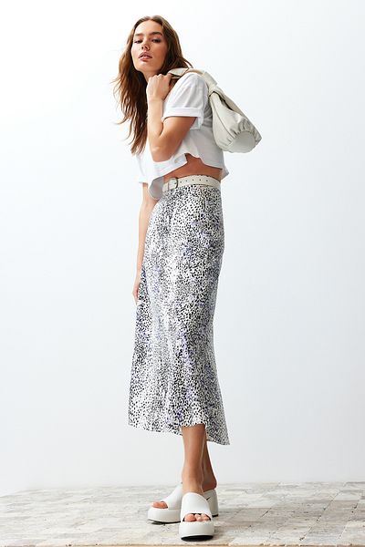 Trendyol Collection Viszkóz szövet Midi szoknya - többszínű és leopárd mintás TWOSS24ET00111