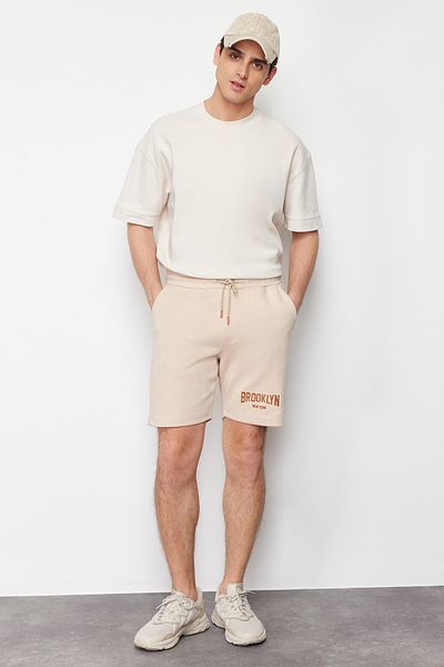 Trendyol Collection Brooklyn-City Embroidered Regular Cut σορτς Tok - Ελαστική μέση, TMNSS24SR00025