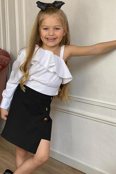 Riccotarz Girl's Flounce Collar Single Shoulder Black Shorts Set