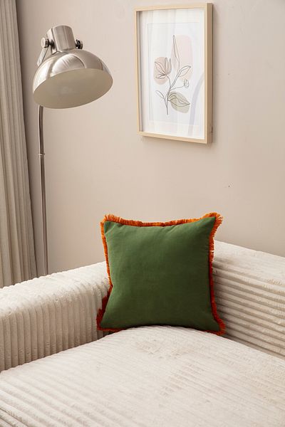 Ottoson EVOTTO HOME COLLECTION GREEN COLOR FRINGED SINGLE COLOR 43X43 CIRLENT CASE