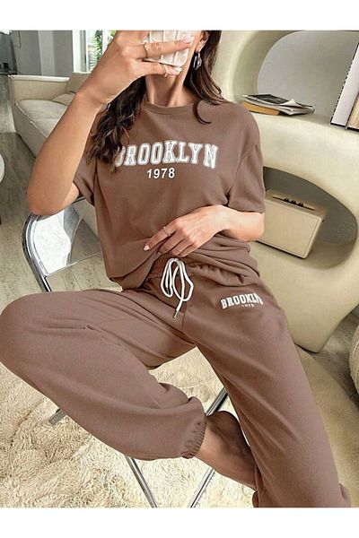 AMMA Women's Brooklyn Printed Bottom Top T-Shirt Sweatpants Set