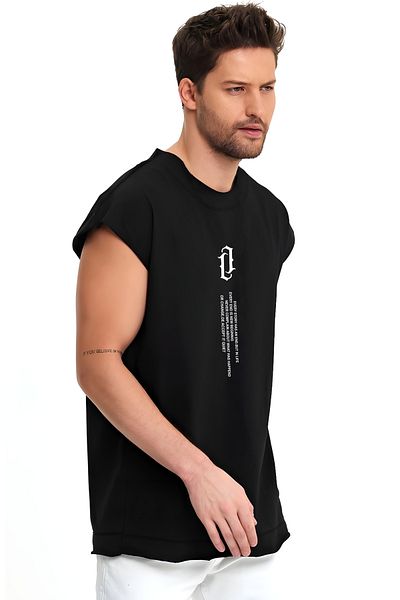 aynewmoda Черна тениска с принт любовна история, големи размери