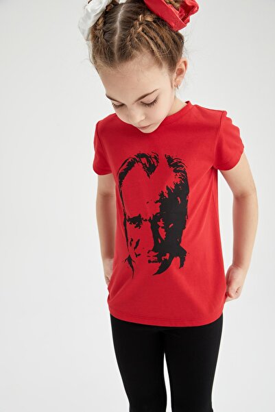 DeFacto Kız Çocuk Atatürk Baskılı Kısa Kollu Kırmızı Tişört W9496a622sm