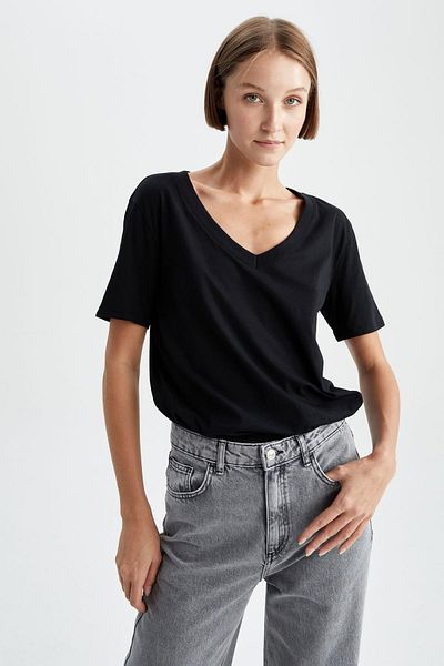 DeFacto Regular Fit V-Neck Short Sleeve 100% Cotton T-Shirt W9578az23sm