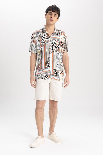DeFacto Relax Fit Gabardine Bermuda Z4576az23sm