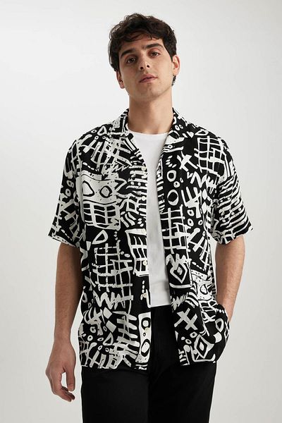 DeFacto Relax Fit Apache Collar Patterned Short Sleeve Shirt Z6026az23sm