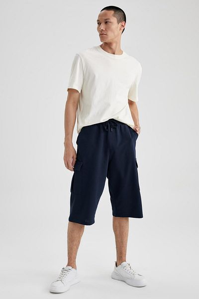 DeFacto Regular Fit Basic Capri Shorts with Pockets T4693az23sm