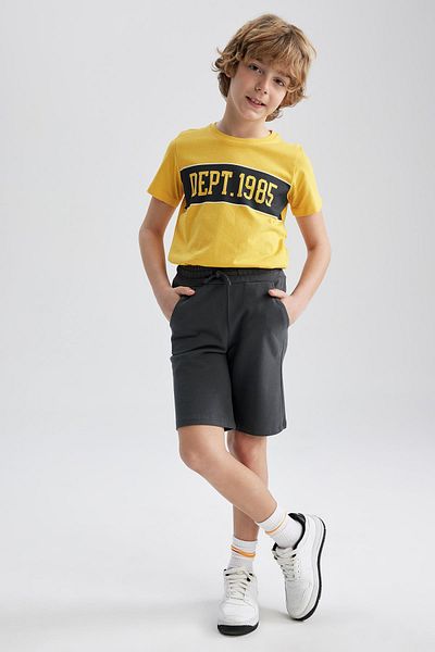 DeFacto Boy's Regular Fit Crew Neck Printed Short Sleeve T-Shirt Z8003a623sm