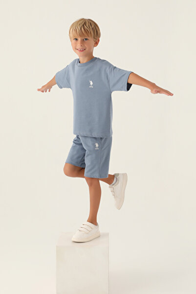 U.S. Polo Assn. بدلة برمودا للأولاد - تصميم بتفاصيل خلفية