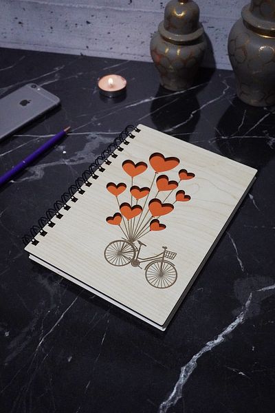 markcat Caiet din lemn cu model de baloane pentru biciclete casual - Caiet de școală A5 fără linii