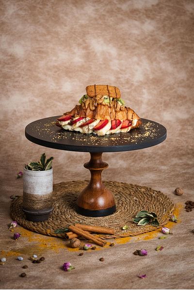 kitchen trend Justwood Mummy - 30 Cm Wooden Round Cake Serving Plate, Black