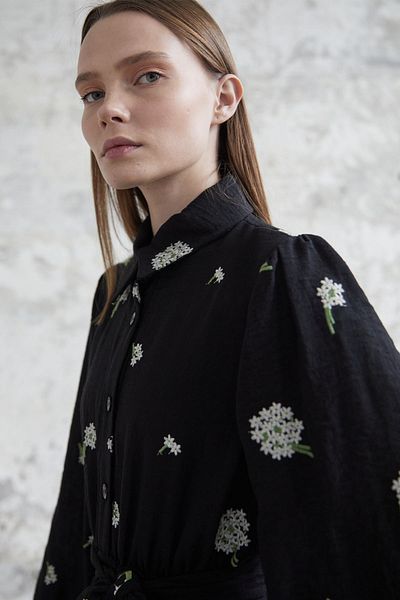 InStyle Leinenkleid mit Blumenstickerei - Schwarz