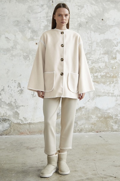 InStyle Щамповано яке Alira - камък