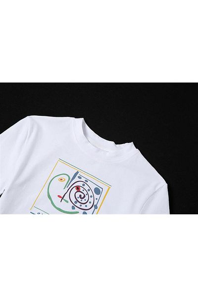 Touz My Vision Face Art Printed White Crop