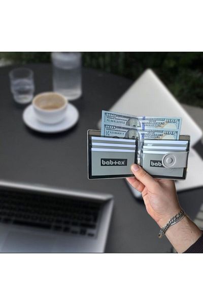 babbelt Magnetic Travel Wallet Cream