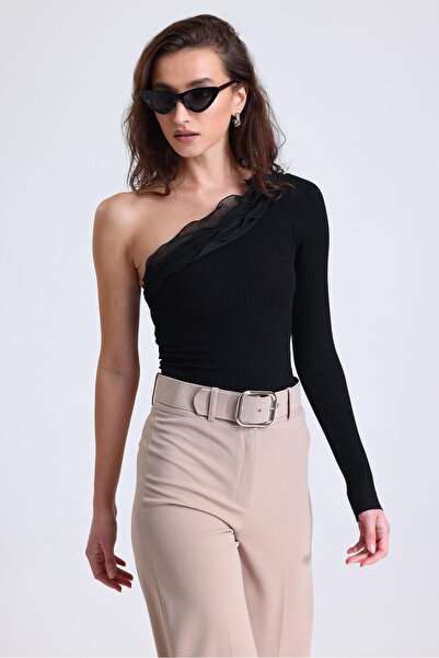 Miss Murem Single Shoulder Tulle Detailed Blouse-Black