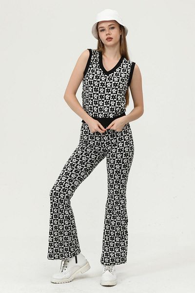 Miss Murem Checkerboard Pattern V-Neck Sweater-black Gray