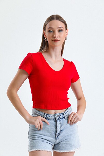 Miss Murem Camisole V-necK T-Shirt - Red