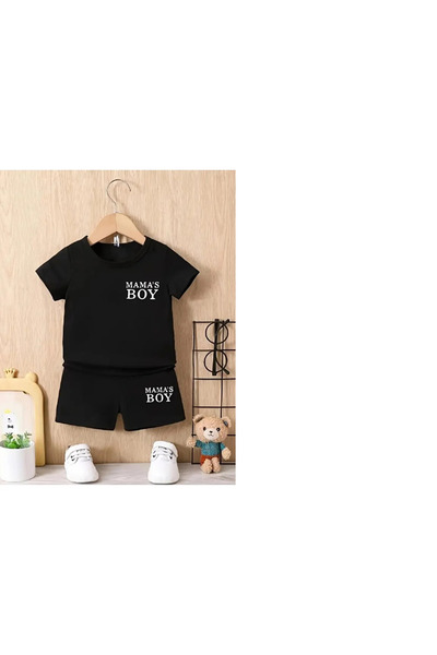 Amazon Ev Set de tricouri și pantaloni scurți cu imprimeu MAMA'S BOY pentru c...