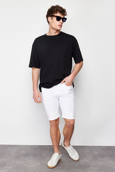 Trendyol Collection Flexibilní šortky bílé džínové džíny Regular Fit - TMNSS23SR00067
