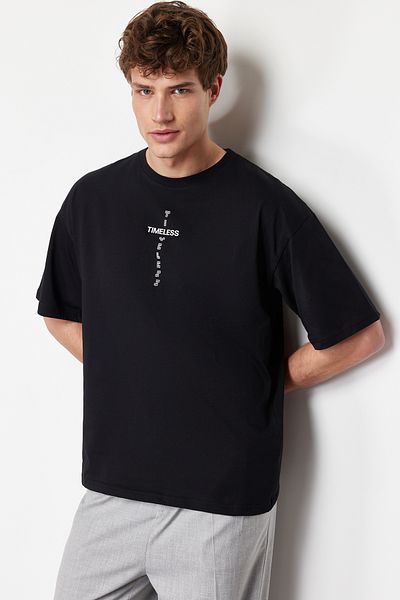 Trendyol Collection Fluffy Text Printed Μαύρο Oversize βαμβακερό μπλουζάκι - TNSS24TS00048