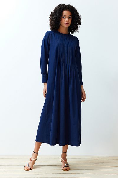 Trendyol Modest Sötétkék redőzött részletes, kényelmes szőtt ruha TCTSS24EB00128