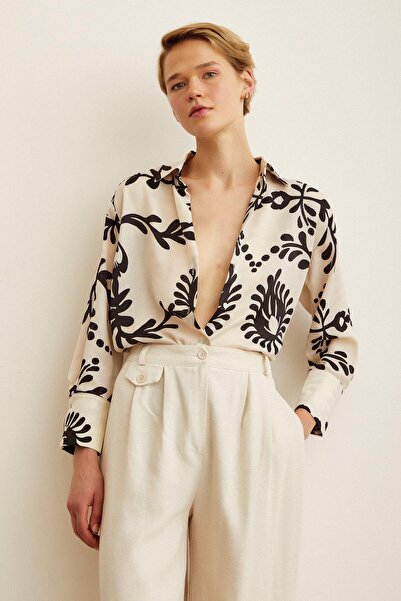 Sue Store White Leaf Patterned Satin Shirt