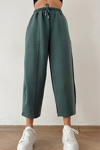 Bipantolon Γυναικεία φόρμα σε πράσινο χρώμα μέντας με σχέδιο καρό και κοψίματα