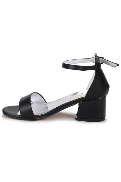 Pabuçland Леки и удобни детски сандали на токчета Incimoda за ежедневието