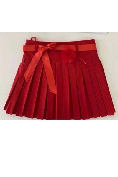MaviMoure Female child 23 spring 29 October 19 may show pleated fabric skirt
