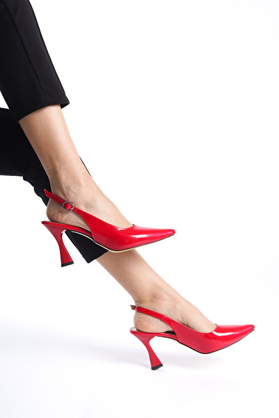 Ayakkabı Podyumum SİVRİ 9 CM ARKA AÇIK KLASİK TOPUKLU