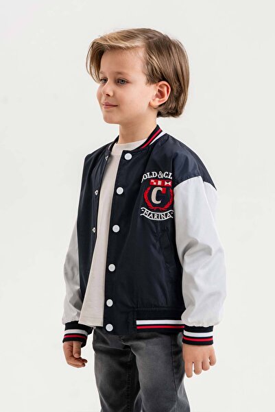 Gold Class Kidswear Αδιάβροχο μπουφάν για αγόρι με τσέπες με φερμουάρ