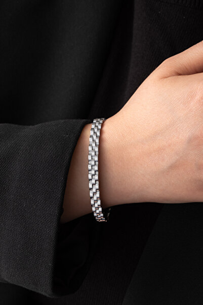 ByFlorya Jewelry سوار ساعة من الفولاذ الفضي المقاوم للتشويه مقاس 18 سم