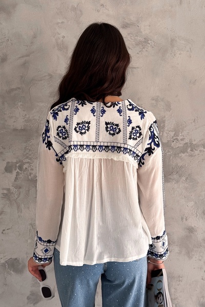 FEMELLE Women's Ethnic Pattern Embroidered Seasonal Jacket with Tassels