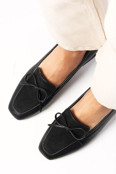 Mio Gusto Tilda Black Color Blunt Toe Short Heeled Women's Shoes