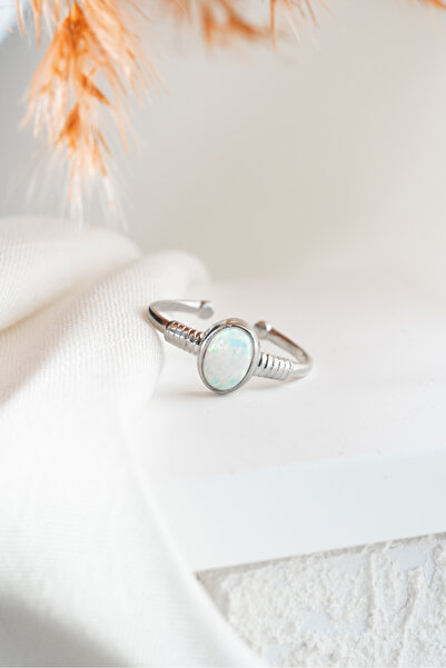 ESSARE 925 Ayar Gümüş Opal Taşlı Ayarlanabilir Yüzük
