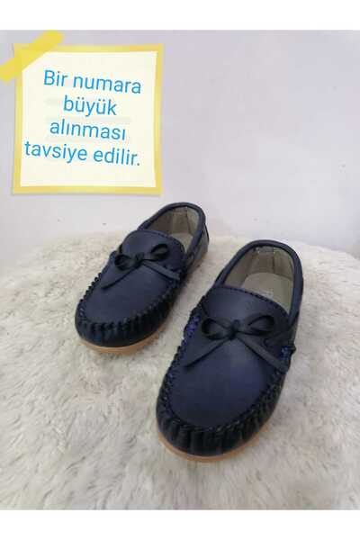 Özgür Kids Ortopedik erkek çocuk ayakkabısı.