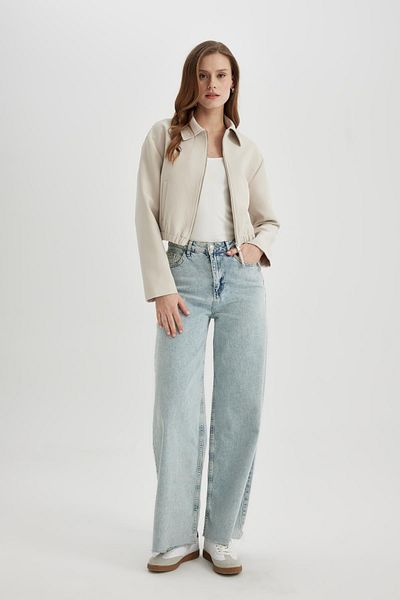 DeFacto Shirt Collar Basic Solid Zipper Closure Pocketed Bomber Jacket B9422Ax24Sp